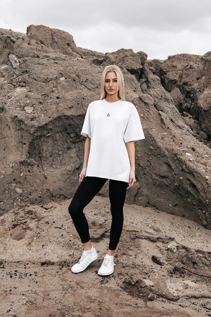 T-SHIRT UNISEX MINIMAL LOGO (WHITE)